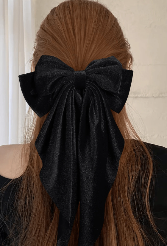 Black velvet bow